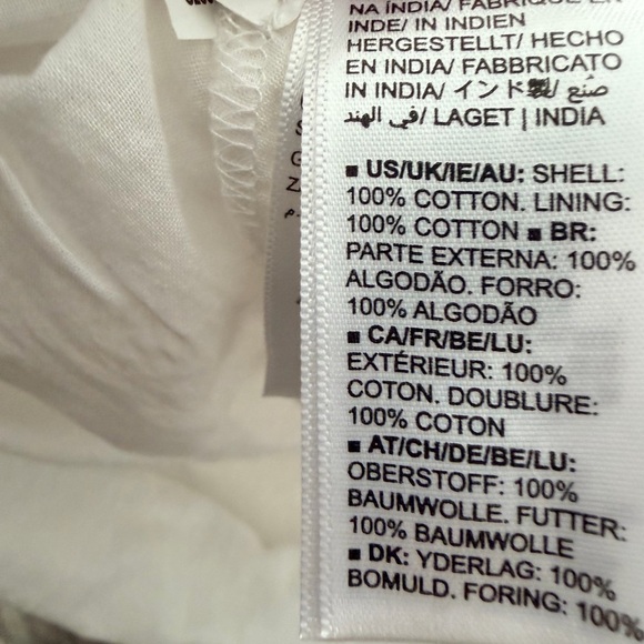 Elegant White Maxi Dress - Picture 5 of 5